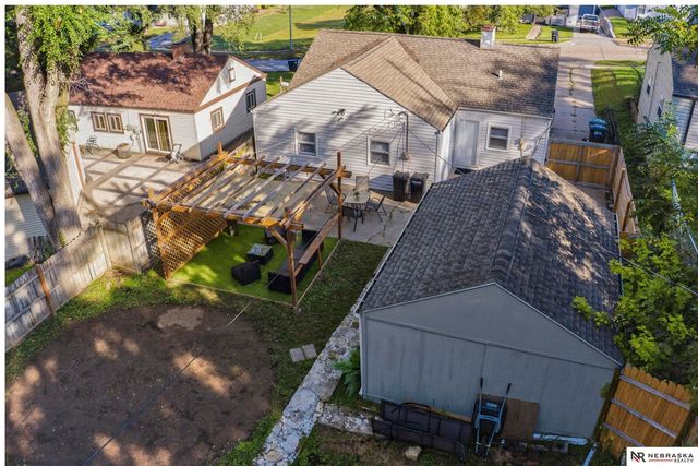 6615 Seward Street, Omaha, NE 68104