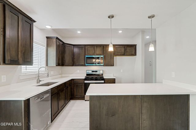 3940 SURMISE Street, El Paso, TX 79938