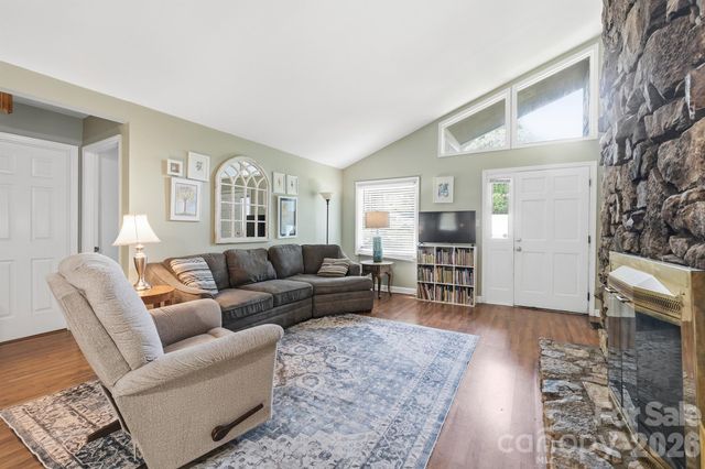 2078 Rock Springs Circle, Denver, NC 28037