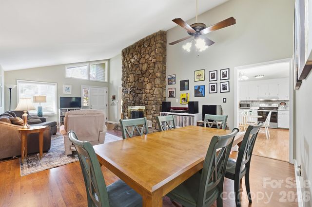 2078 Rock Springs Circle, Denver, NC 28037