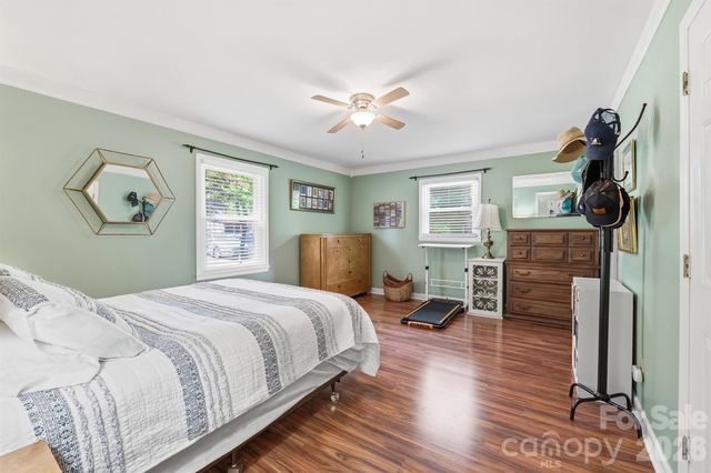 2078 Rock Springs Circle, Denver, NC 28037