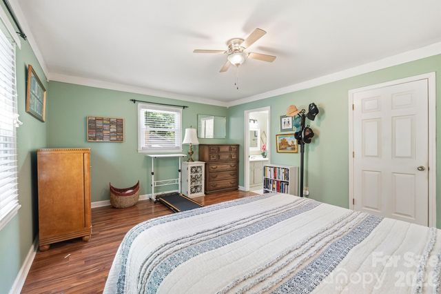 2078 Rock Springs Circle, Denver, NC 28037