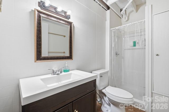 2078 Rock Springs Circle, Denver, NC 28037