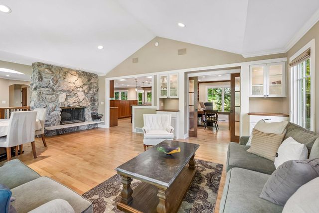 6201 Scotia Drive, Edina, MN 55439