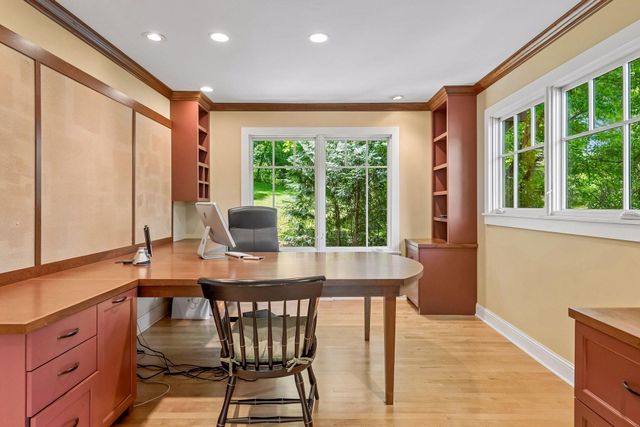 6201 Scotia Drive, Edina, MN 55439