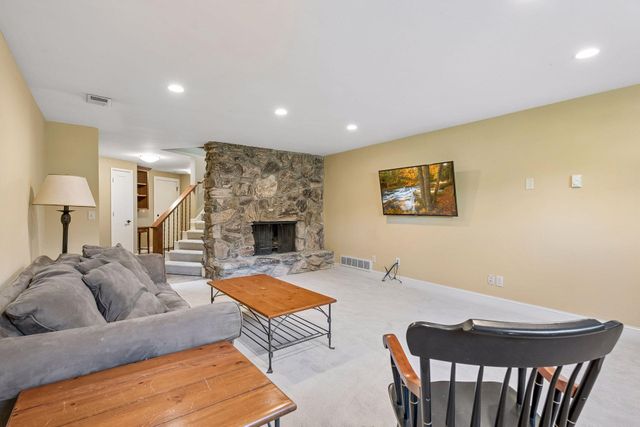 6201 Scotia Drive, Edina, MN 55439