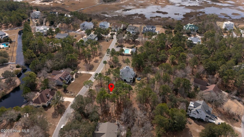3979 Southpointe Drive SE, Southport, NC 28461
