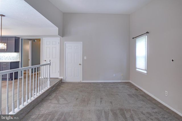 9721 HICKORYHURST DR, Nottingham, MD 21236