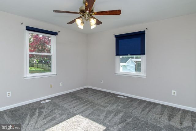 9721 HICKORYHURST DR, Nottingham, MD 21236