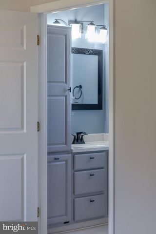 9721 HICKORYHURST DR, Nottingham, MD 21236