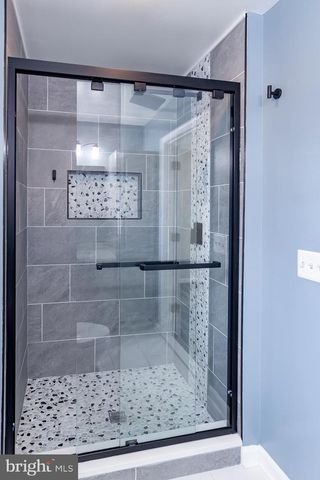 9721 HICKORYHURST DR, Nottingham, MD 21236