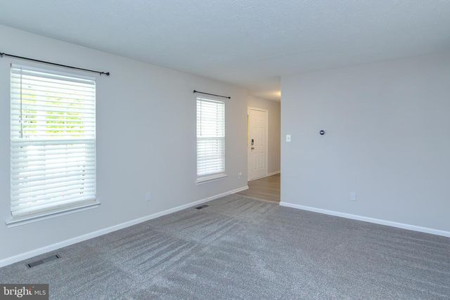 9721 HICKORYHURST DR, Nottingham, MD 21236