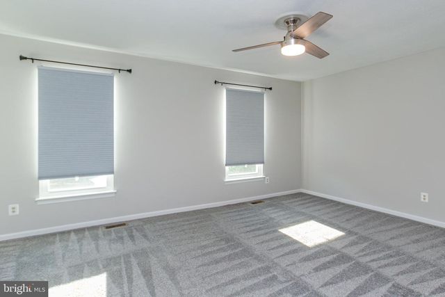 9721 HICKORYHURST DR, Nottingham, MD 21236