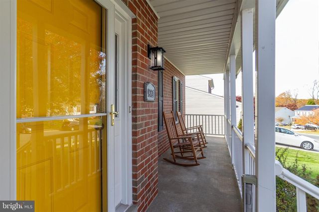 9721 HICKORYHURST DR, Nottingham, MD 21236