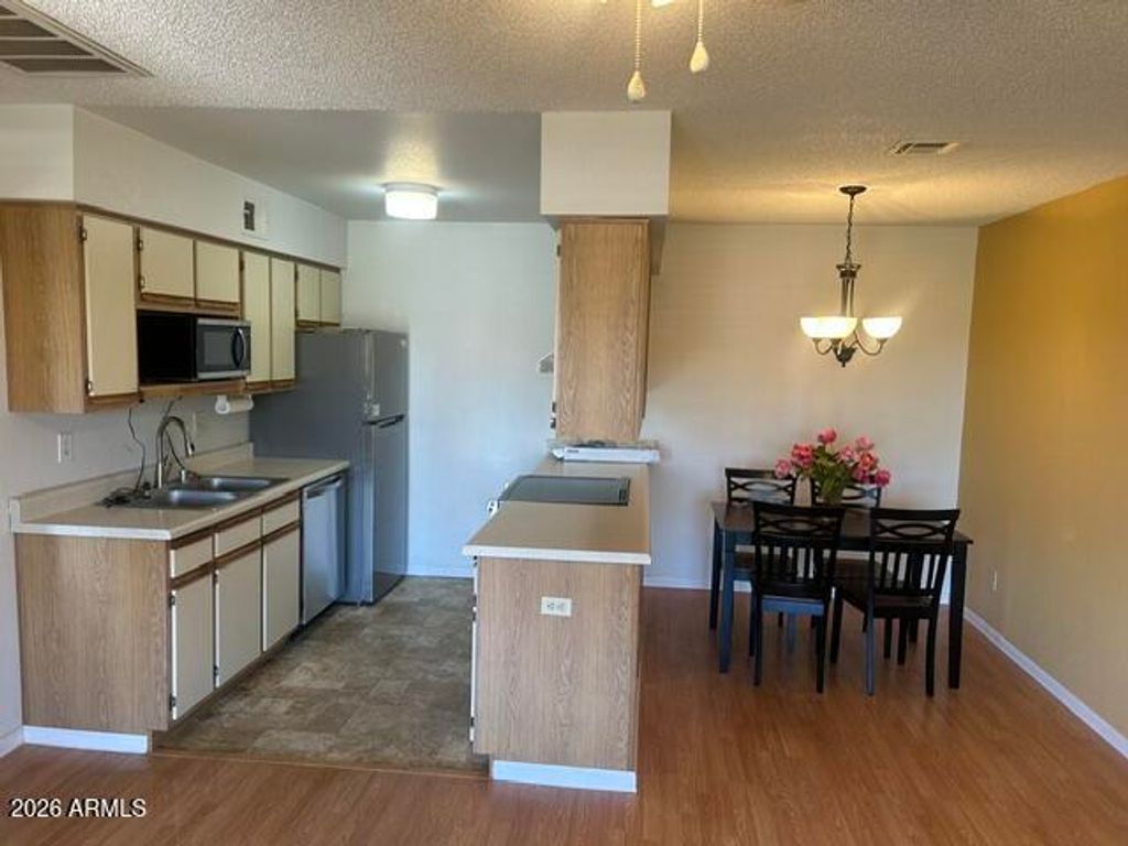 1440 N Idaho Road 1006, Apache Junction, AZ 85119 — exterior