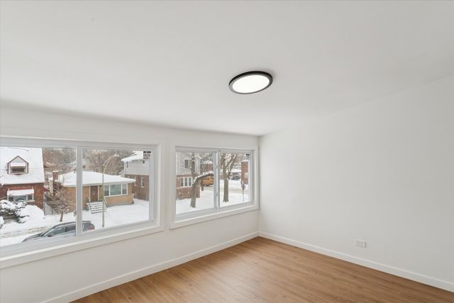 8952 S Aberdeen Street, Chicago, IL 60620
