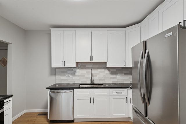 8952 S Aberdeen Street, Chicago, IL 60620