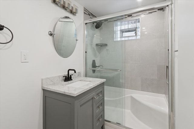 8952 S Aberdeen Street, Chicago, IL 60620