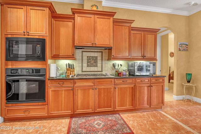 8252 Old Tramway Drive, Melbourne, FL 32940