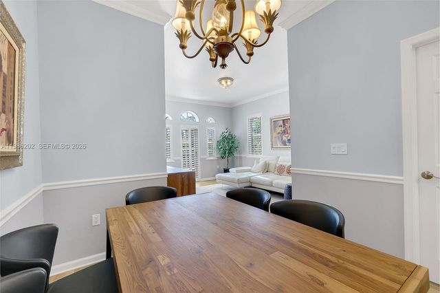 2870 Pine Tree Dr 3, Miami Beach, FL 33140