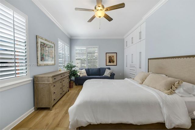 2870 Pine Tree Dr 3, Miami Beach, FL 33140