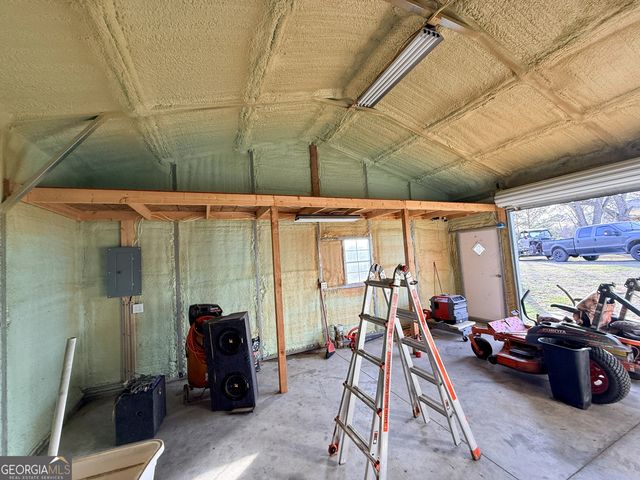 2973 River Road, Elberton, GA 30635