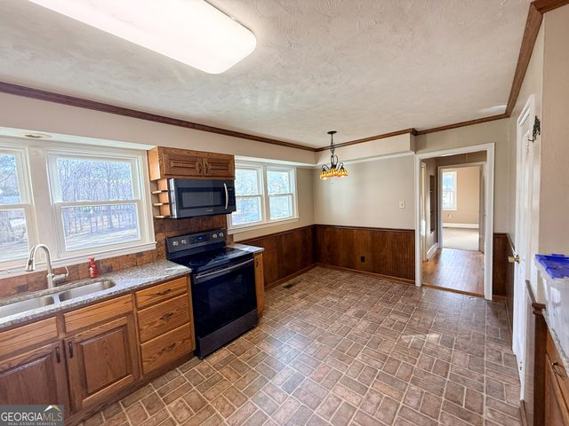 2973 River Road, Elberton, GA 30635