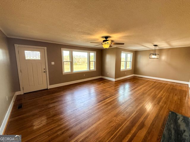 2973 River Road, Elberton, GA 30635