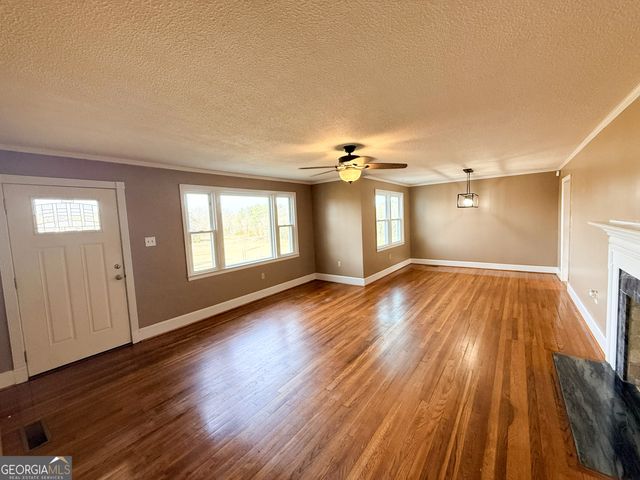 2973 River Road, Elberton, GA 30635