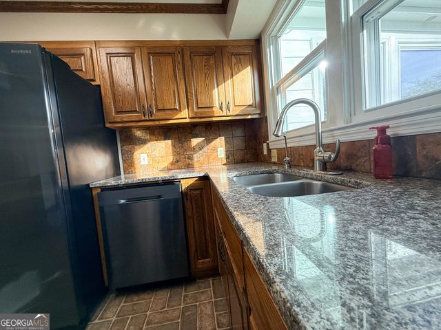 2973 River Road, Elberton, GA 30635