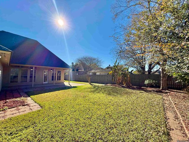 10721 Hillmont Ave, Baton Rouge, LA 70810