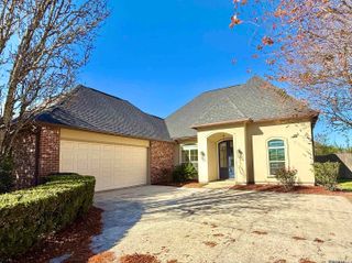 10721 Hillmont Ave, Baton Rouge, LA 70810