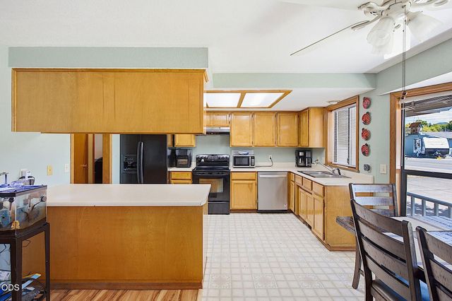 1609 Leonard Road, Grants Pass, OR 97527