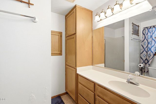 1609 Leonard Road, Grants Pass, OR 97527