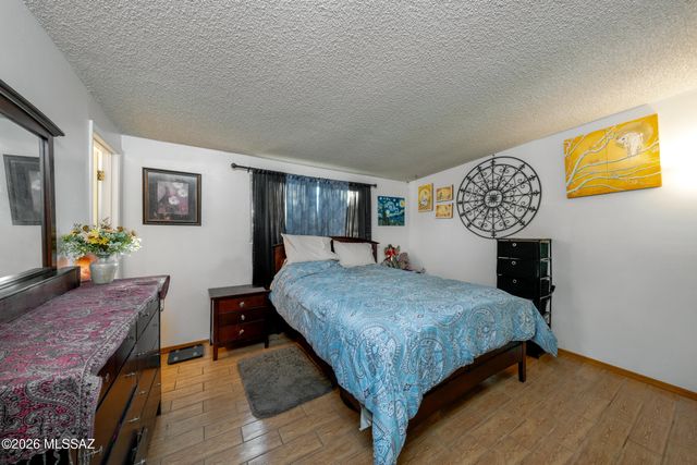 7800 E Joshua Place, Tucson, AZ 85730