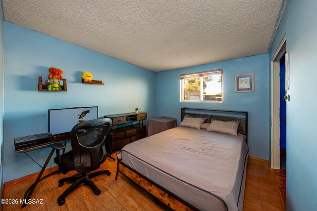 7800 E Joshua Place, Tucson, AZ 85730