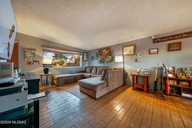 7800 E Joshua Place, Tucson, AZ 85730