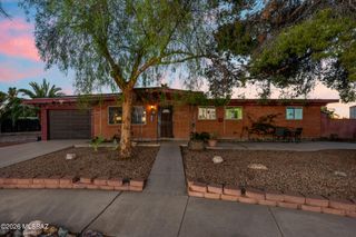 7800 E Joshua Place, Tucson, AZ 85730