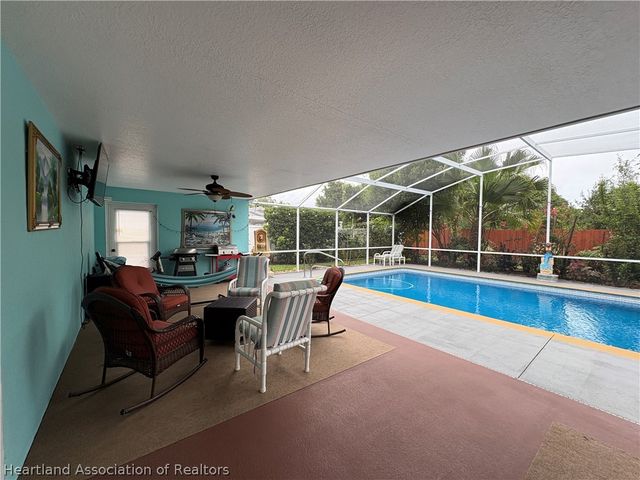 407 Maravilla Avenue, Sebring, FL 33875