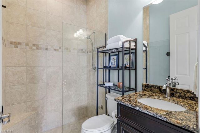 9090 Limestone LN, Naples, FL 34120