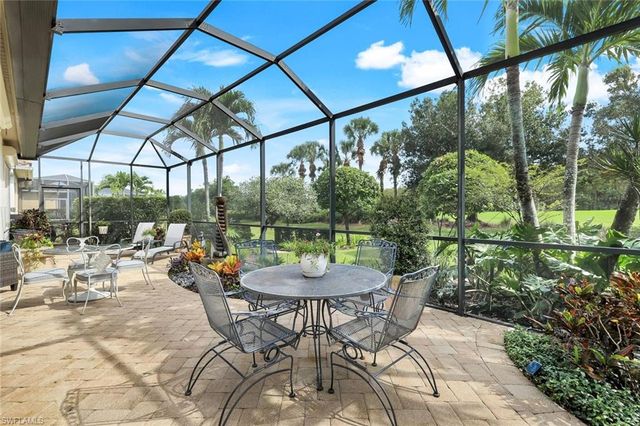 9090 Limestone LN, Naples, FL 34120
