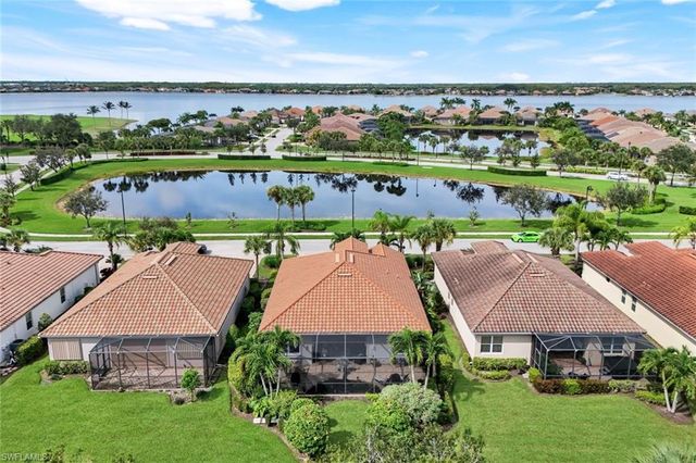 9090 Limestone LN, Naples, FL 34120