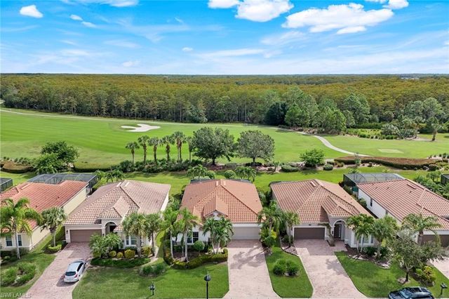 9090 Limestone LN, Naples, FL 34120