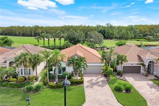 9090 Limestone LN, Naples, FL 34120