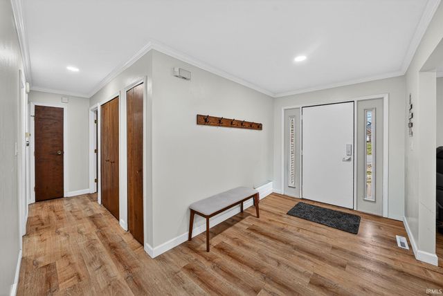 17202 Pencross Drive, Granger, IN 46530
