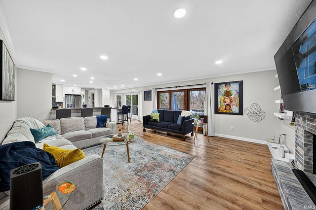 17202 Pencross Drive, Granger, IN 46530