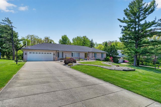 17202 Pencross Drive, Granger, IN 46530