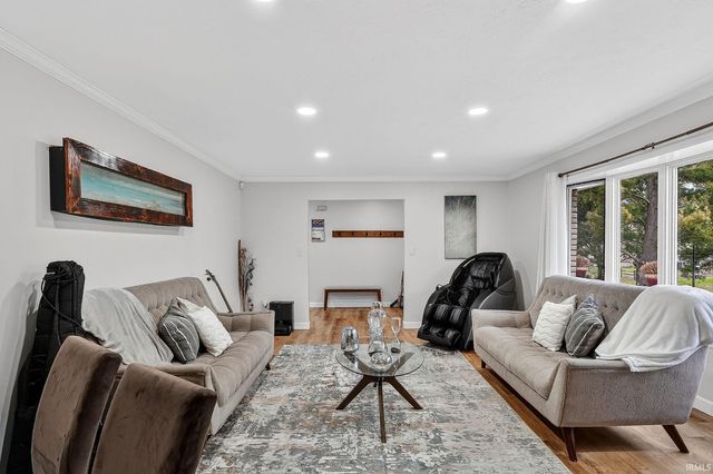 17202 Pencross Drive, Granger, IN 46530