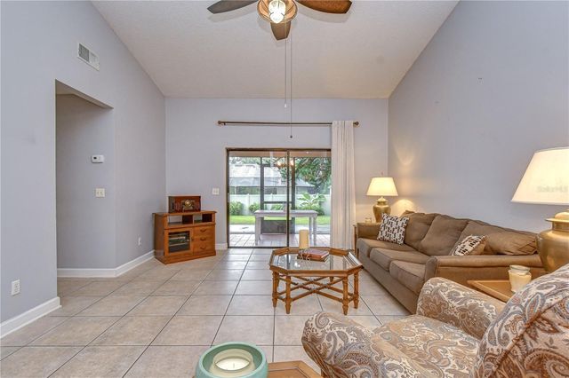 2512 WRENCREST CIRCLE, Valrico, FL 33596