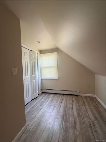 21 W Centennial Ave, Roosevelt, NY 11575